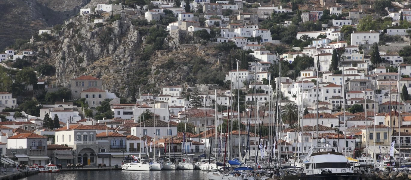 Δήμαρχος Ύδρας: «Ο σεισμός δεν έγινε αντιληπτός από πολλούς ούτε υπάρχουν ζημιές»